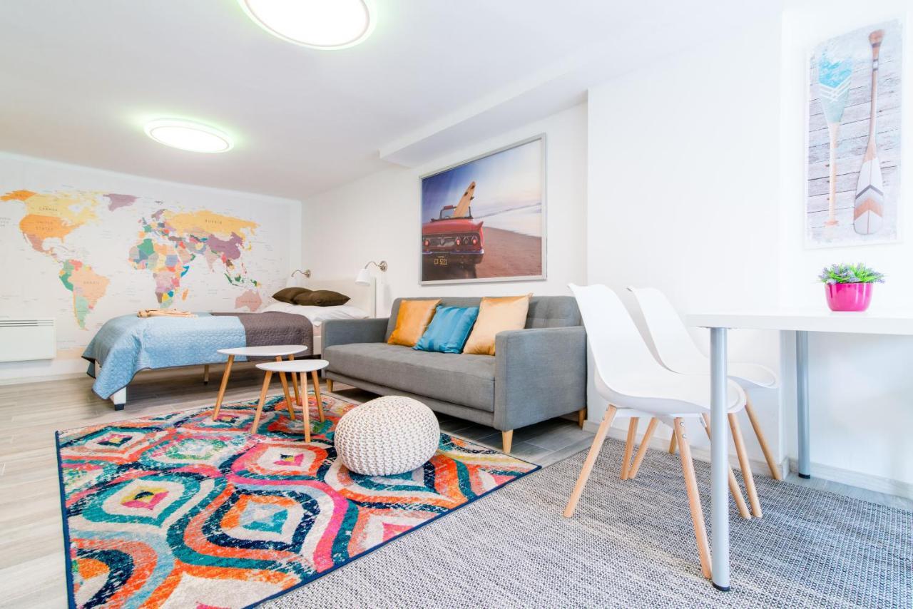 Cosy And Colorful Apartment Szentendre Bagian luar foto