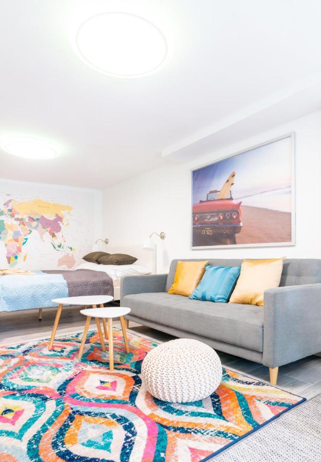 Cosy And Colorful Apartment Szentendre Bagian luar foto
