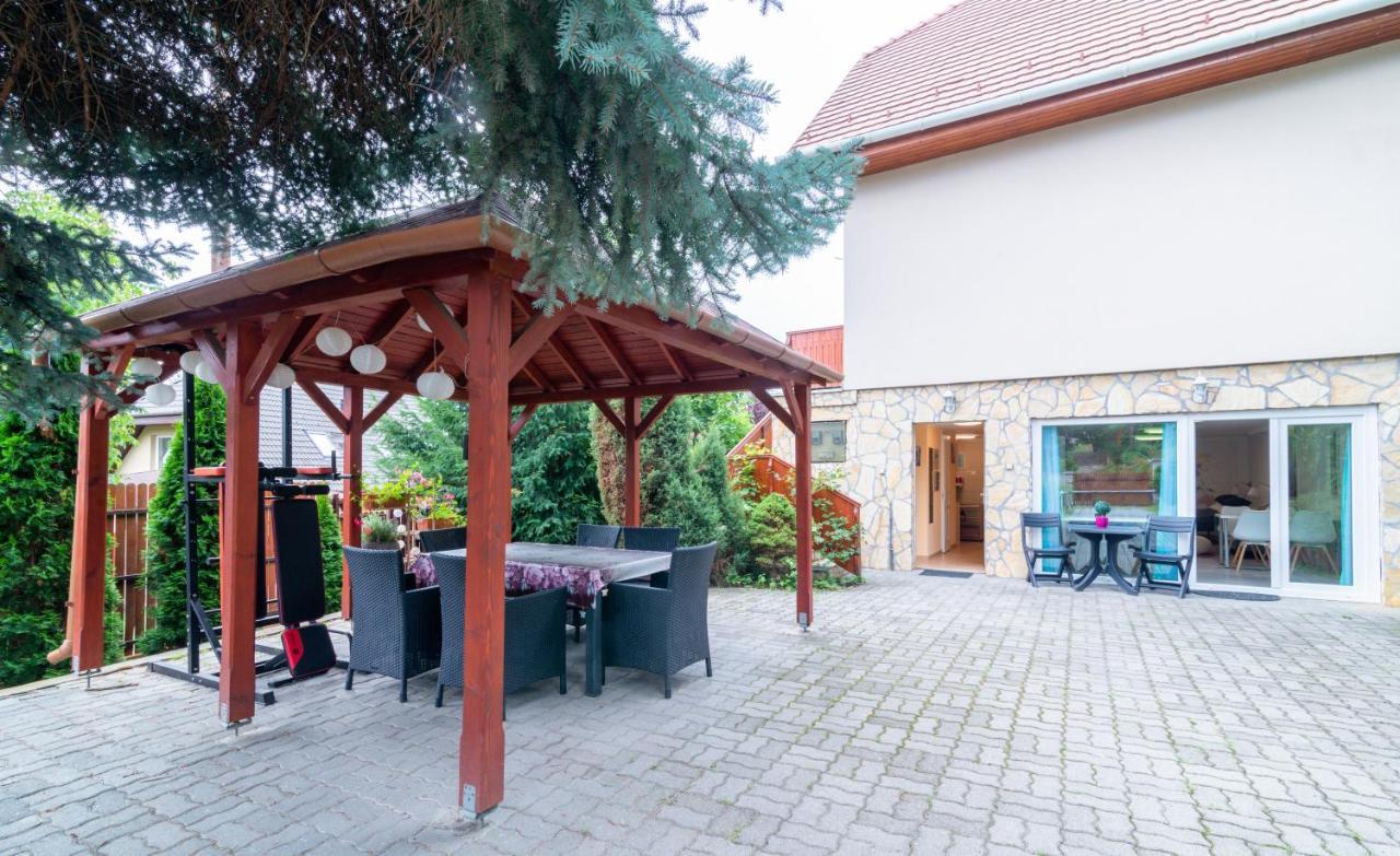 Cosy And Colorful Apartment Szentendre Bagian luar foto